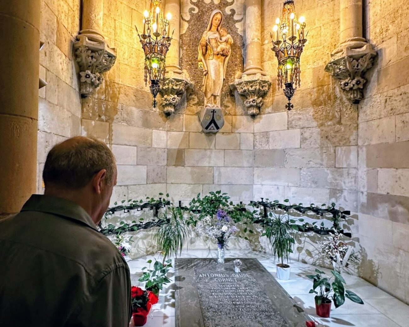 josé manuel almuzara tumba gaudí