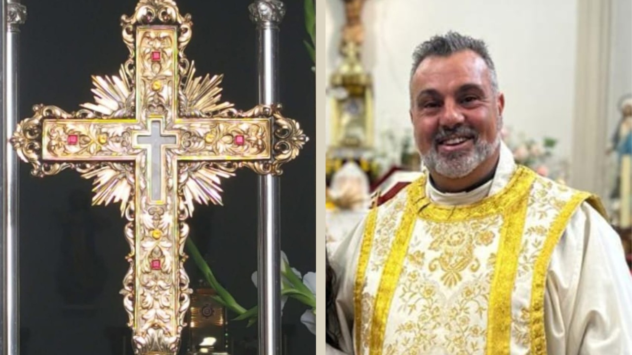 ambite cruz lignum crucis administrador parroquial