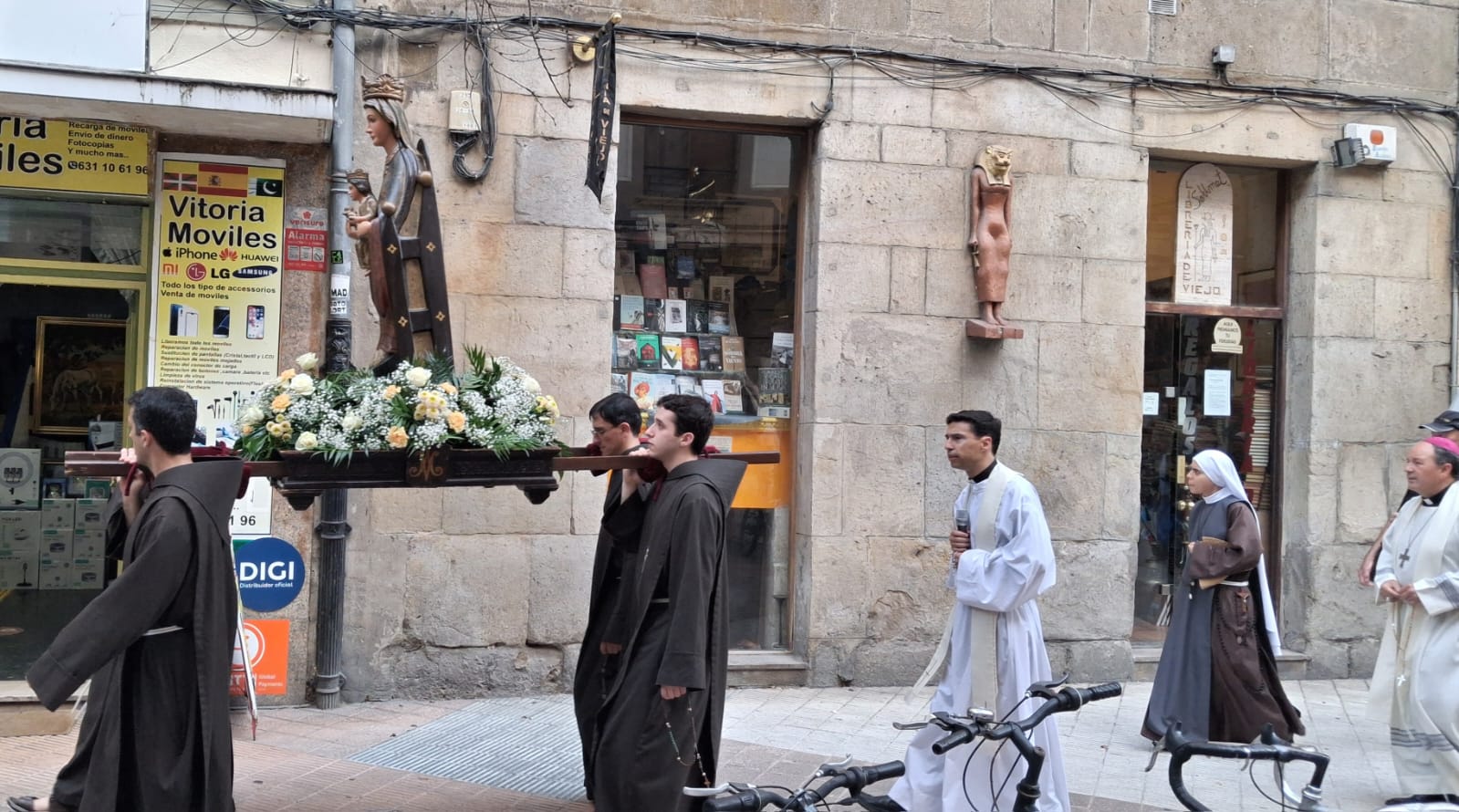 arde vitoria procesion