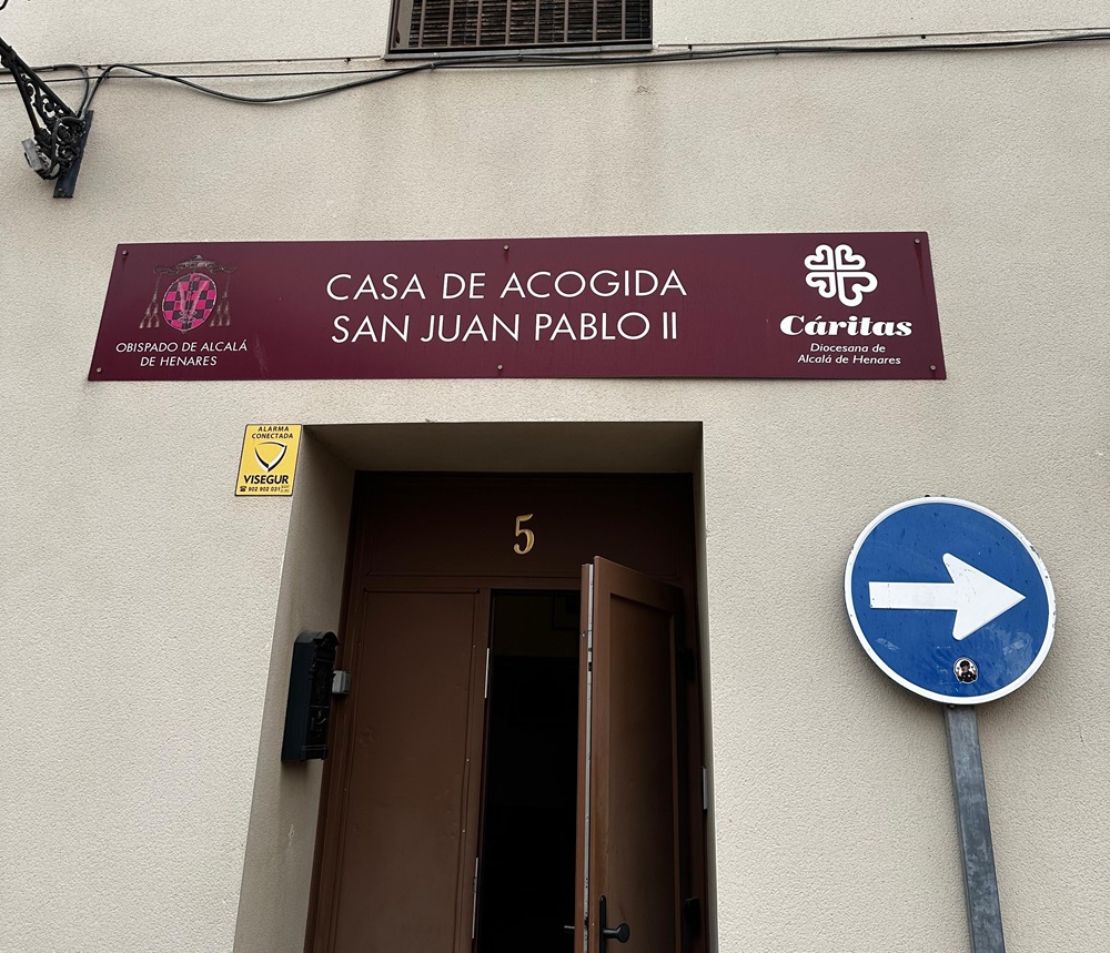 casa acogida san juan pablo ii diocesis alcala 26