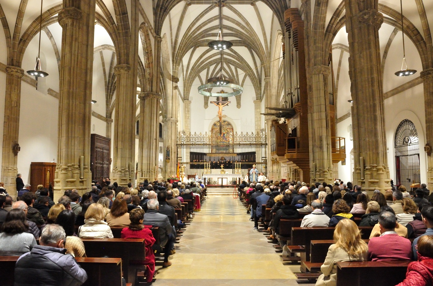 catedral jubileo sacerdotes seminaristas diocesis alcala dic25