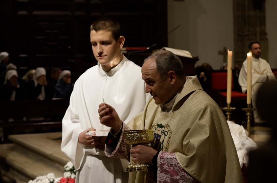 clausura jubileo 2025 comunion eucaristia mons antonio prieto lucena catedral magistral alcala