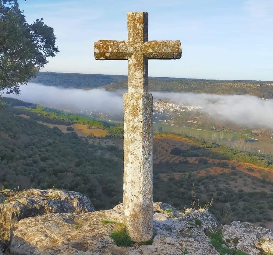 cruz piedra ambite lignum crucis reliquia