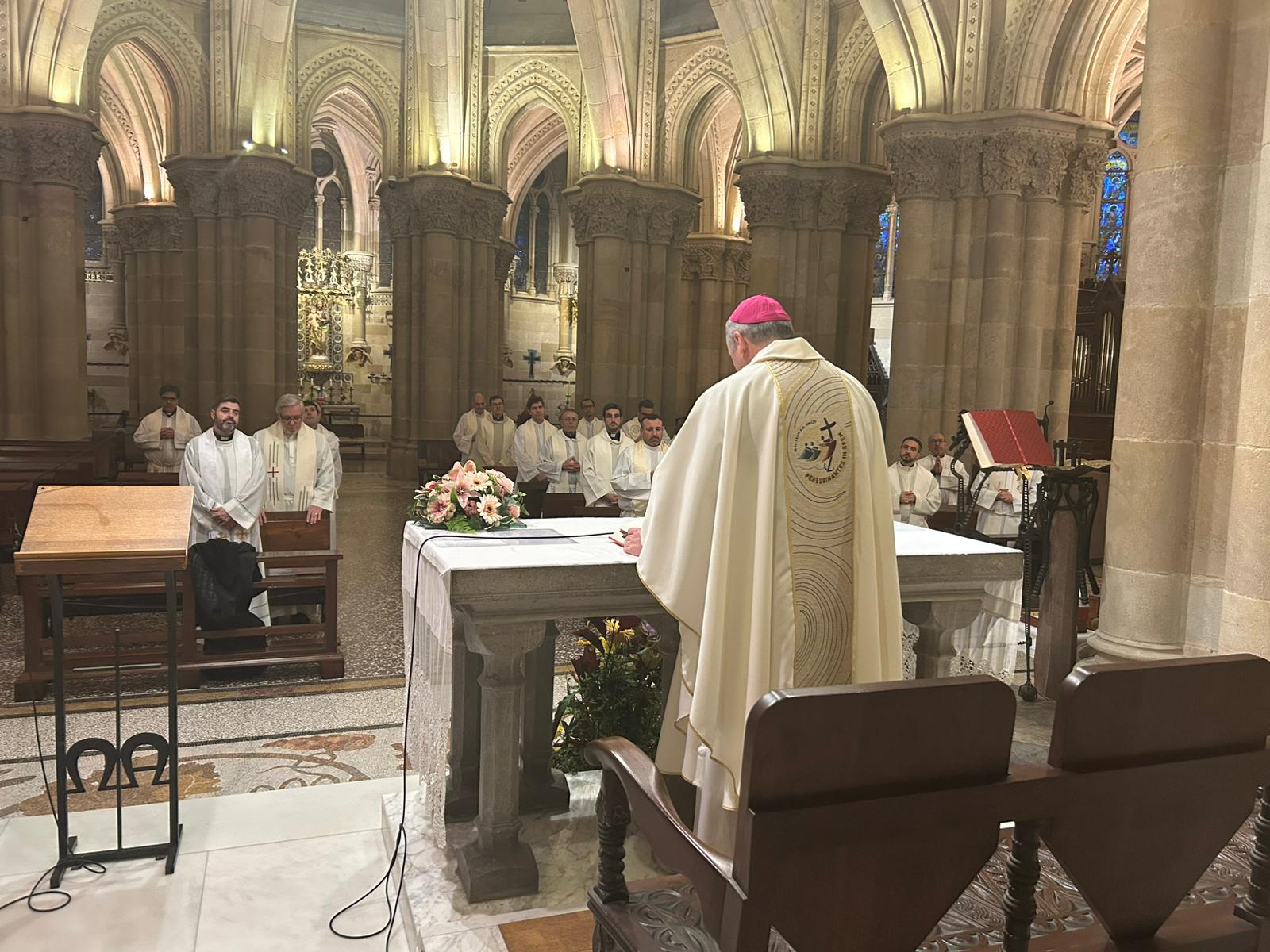 eucaristia Barcelona sacerdotes diocesis alcala