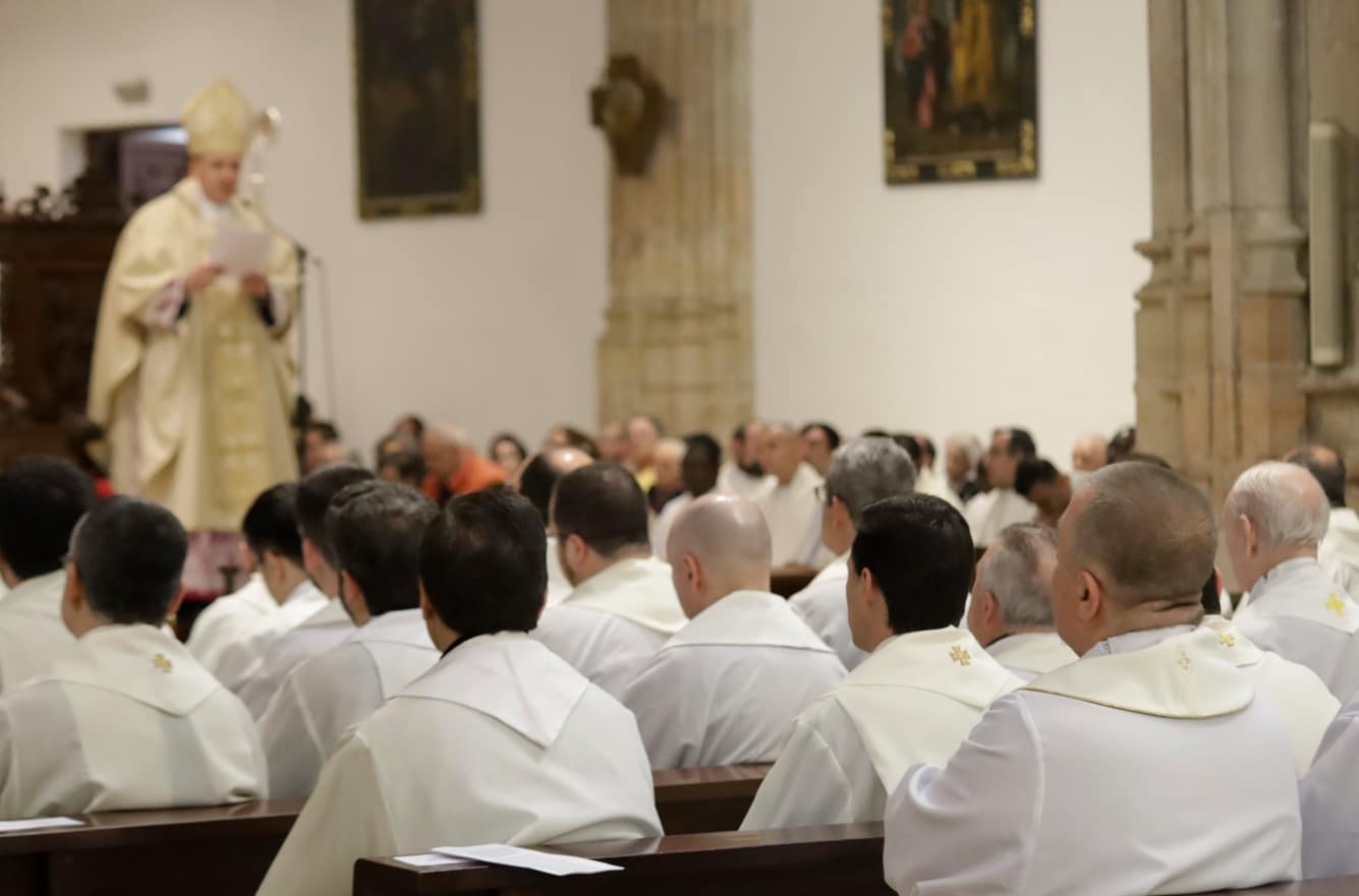 homilia obispo antonio prieto lucena misa crismal diocesis alcala 25