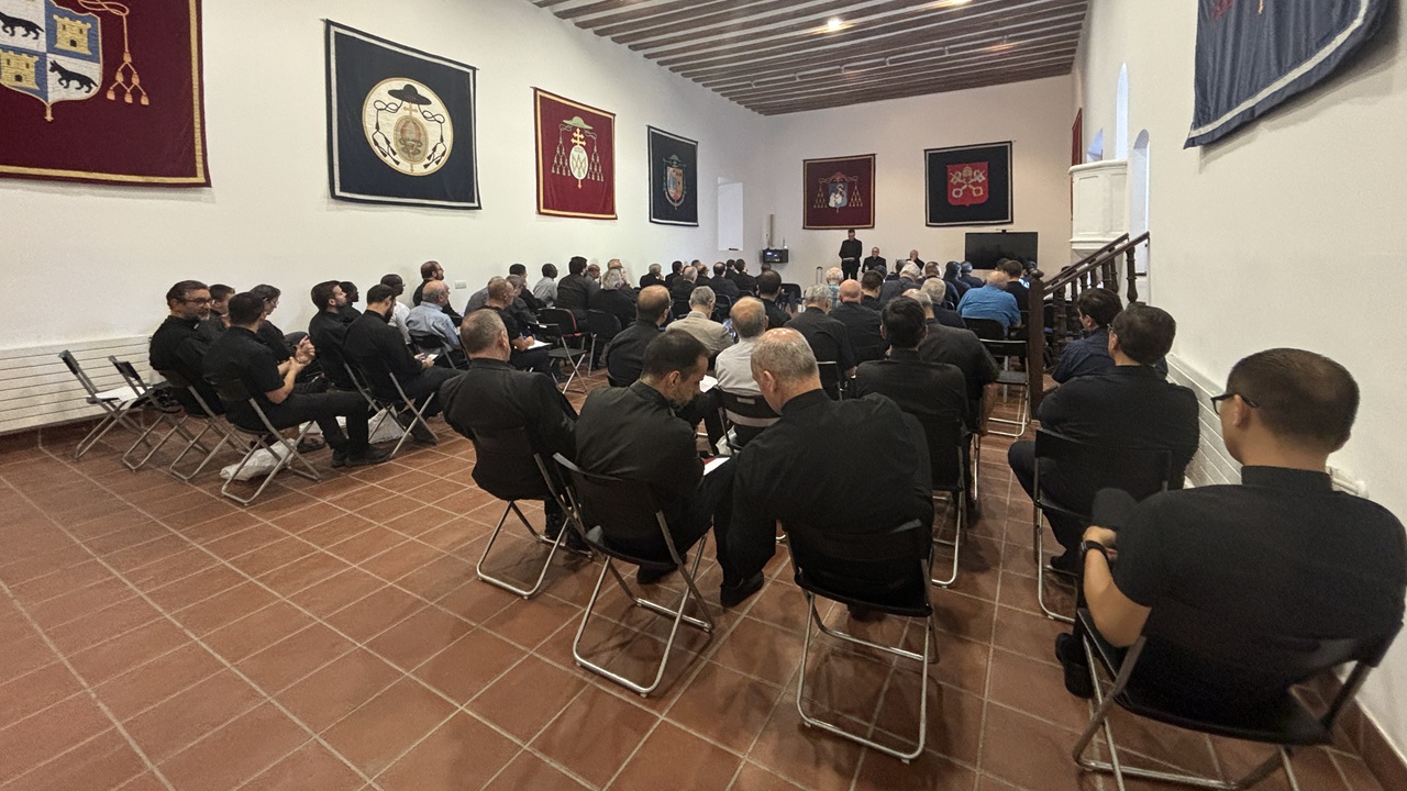 jornada sacerdotal inteligencia artificial dignidad humana diocesis alcala