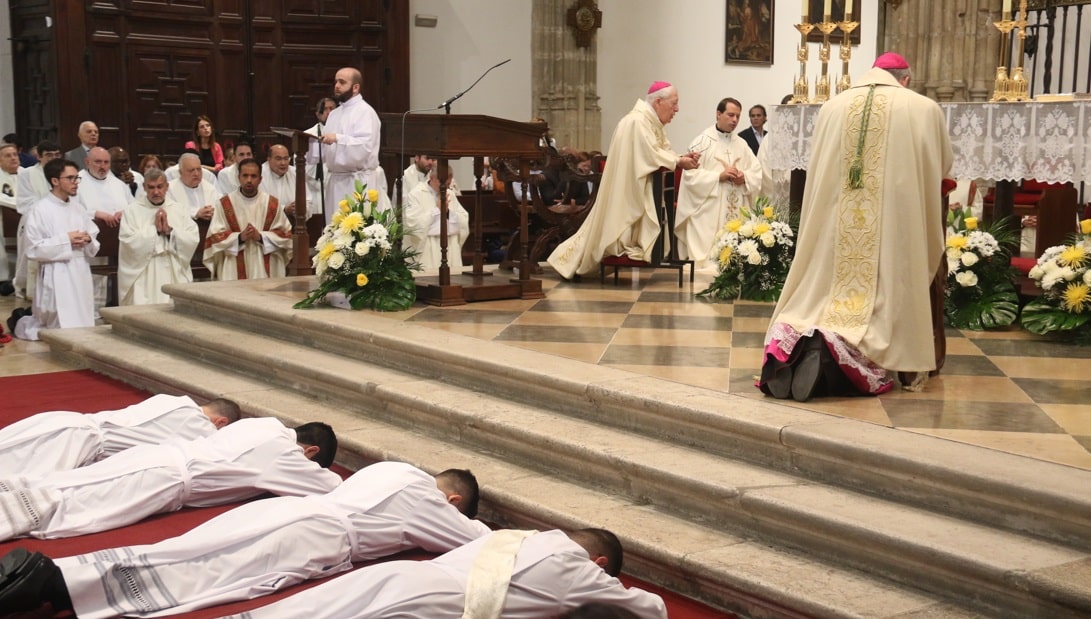 letanias ordenaciones oct 25 diacono sacerdote