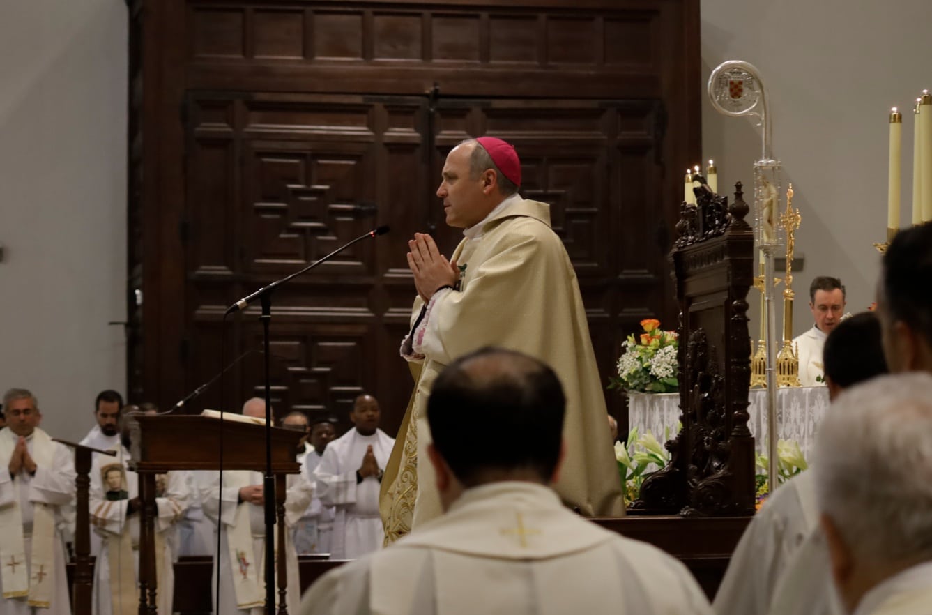 obispo antonio prieto lucena misa crismal diocesis alcala 2025