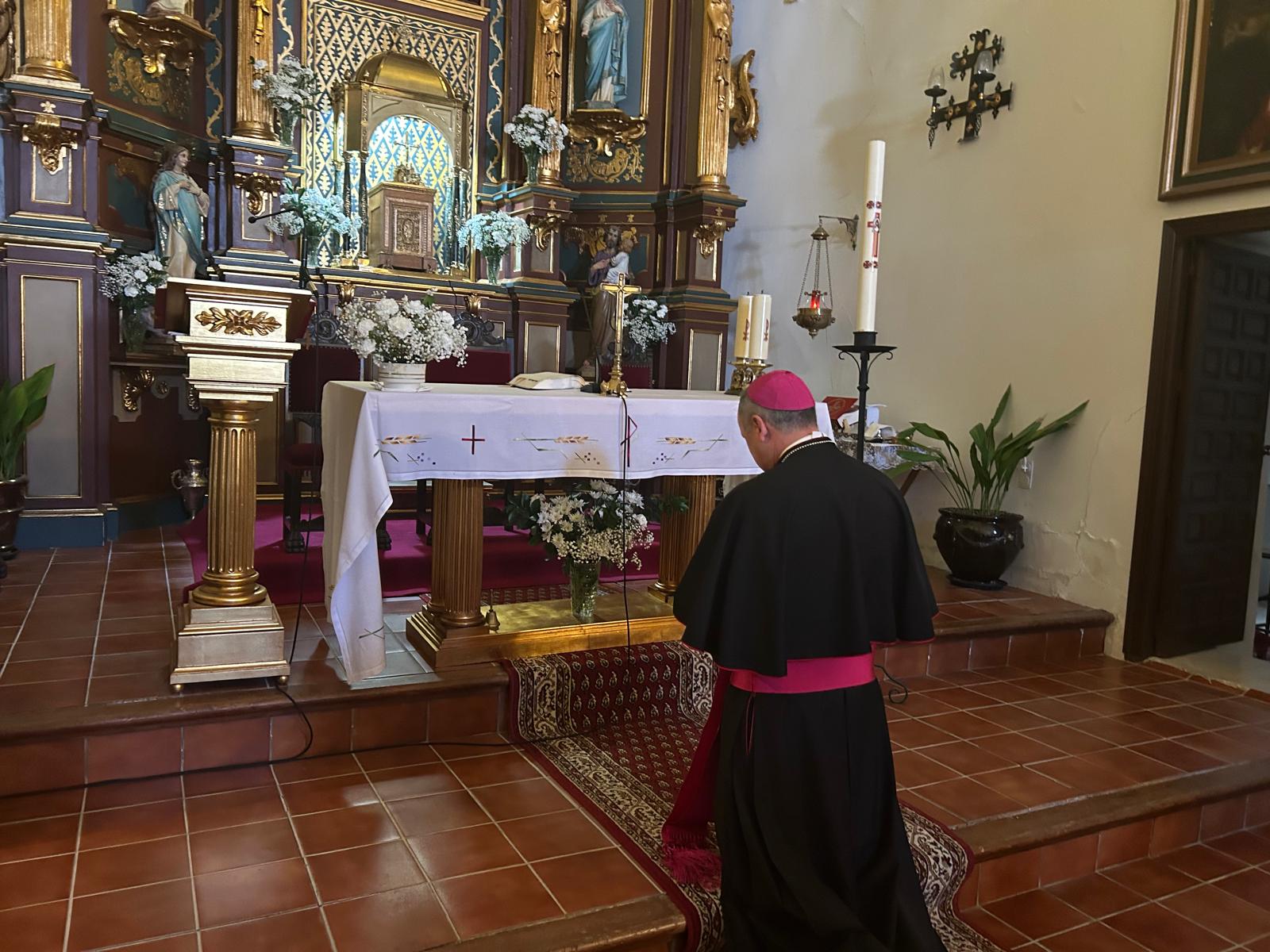 santisimo parroquia olmeda fuentes obispo